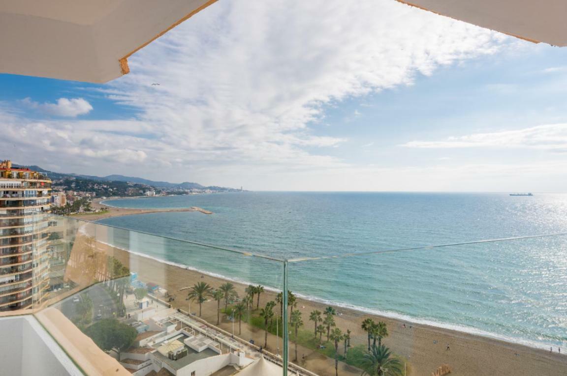 Seafront La Malagueta I Apartment Malaga Bagian luar foto