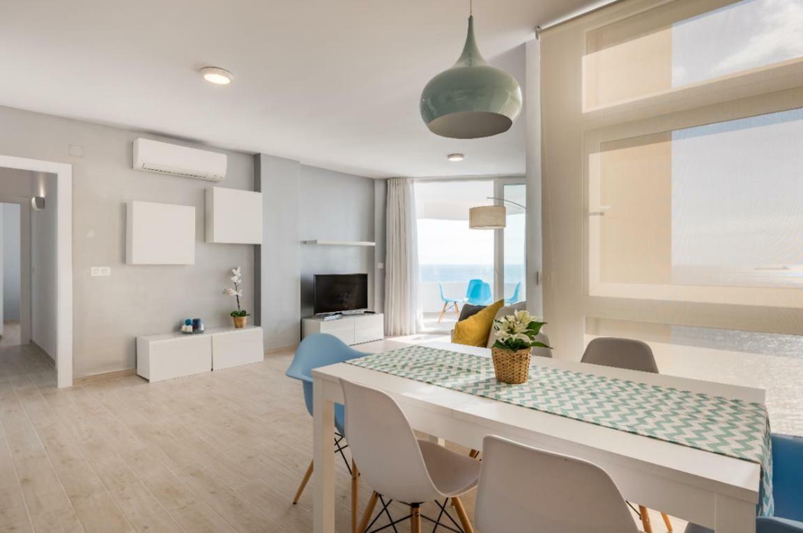 Seafront La Malagueta I Apartment Malaga Bagian luar foto